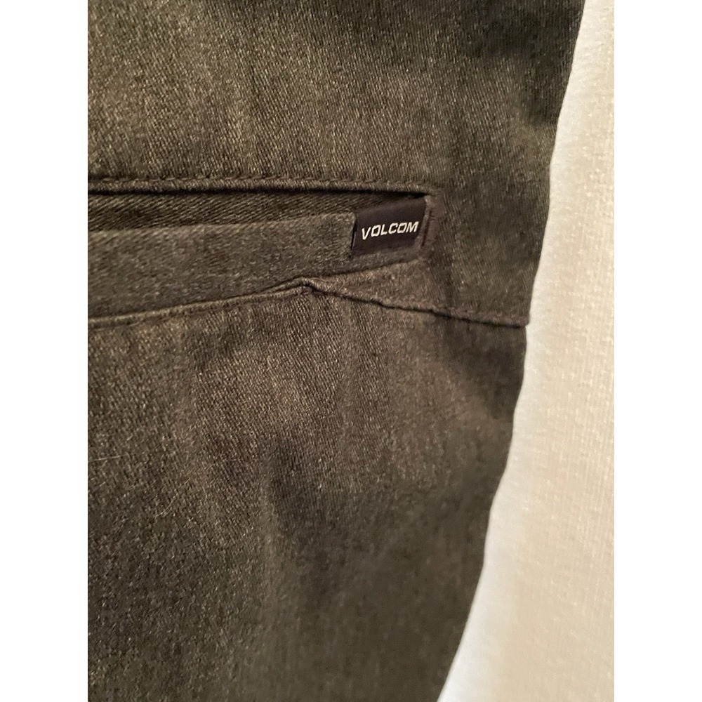 Volcom Shorts‎ Mens Gray Heathered Chino Flat Front Casual Size 42 - Picture 4 of 6